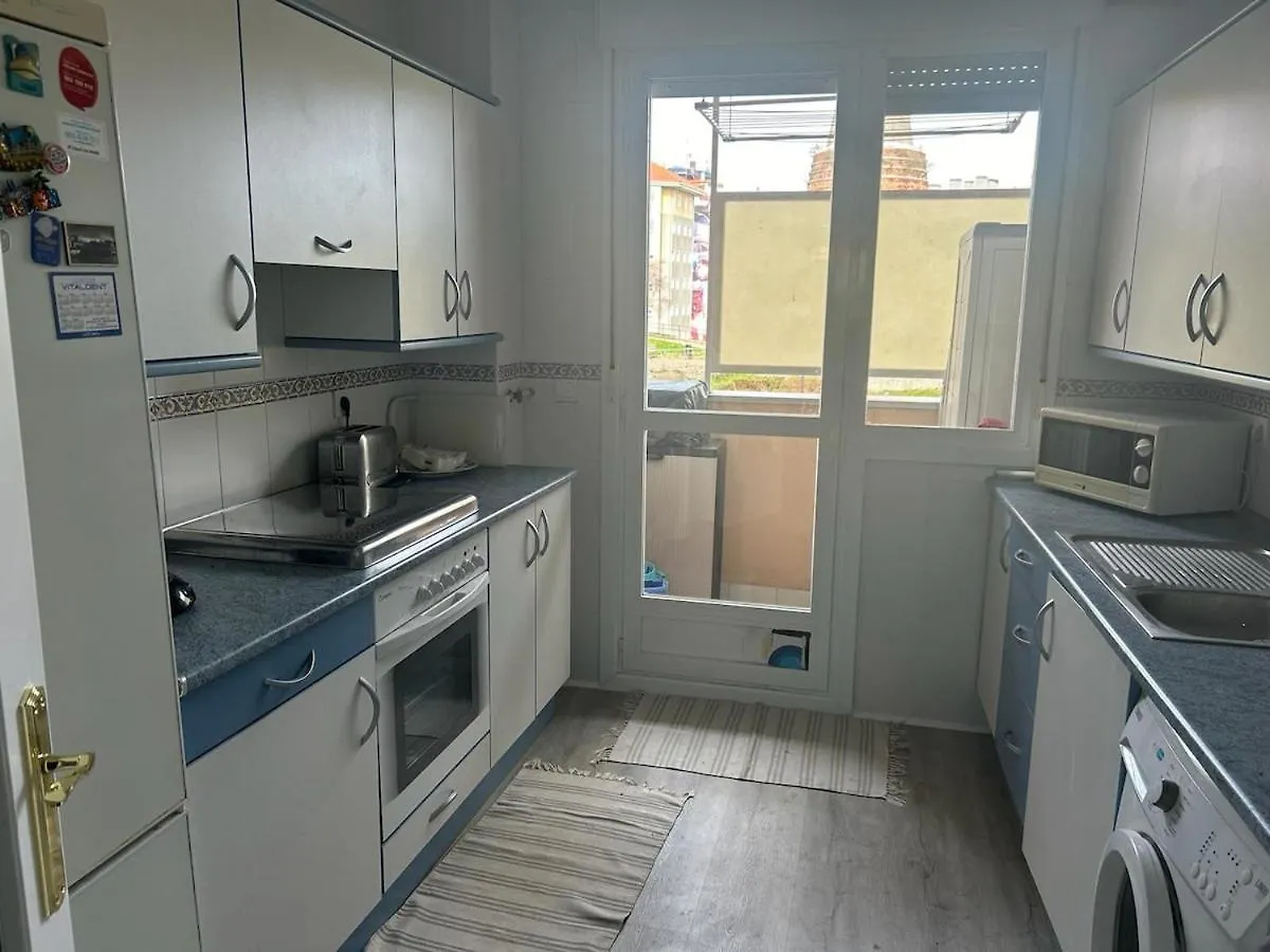 Spacious With Parking In Old Town-Casco Viejo 0*, Bilbao Spain